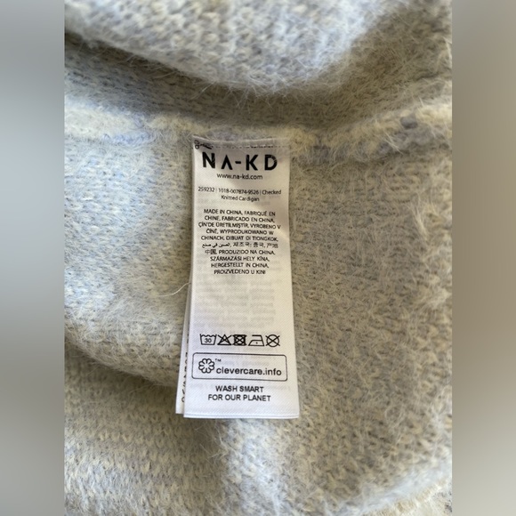 Checked Knitted Cardigan - Picture 7 of 8